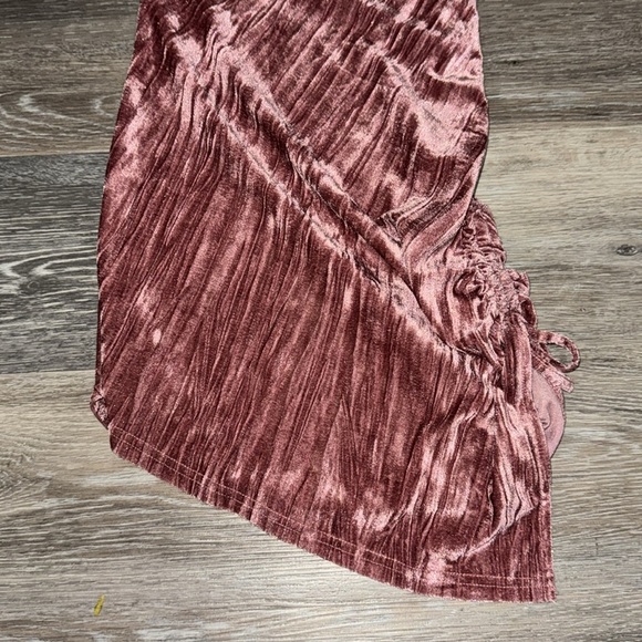 SOLD - PC - Picture 4 of 7